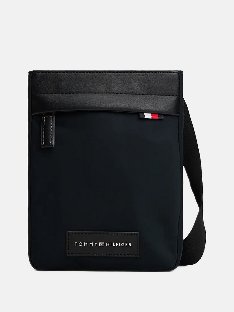 Tommy Hilfiger crna muška torba sa diskretnim detaljima-[SKU]