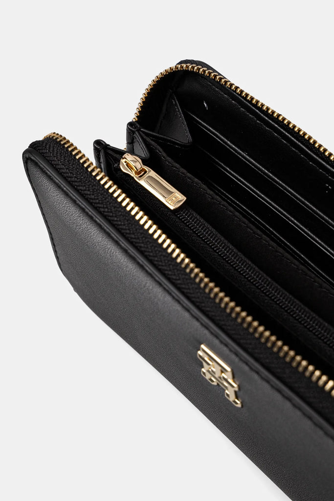 Tommy Hilfiger crni ženski novčanik s elegantnim dizajnom-[SKU]