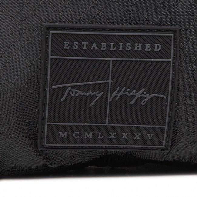 Tommy Hilfiger crna muška torba (AM0AM08450-0GK) 4
