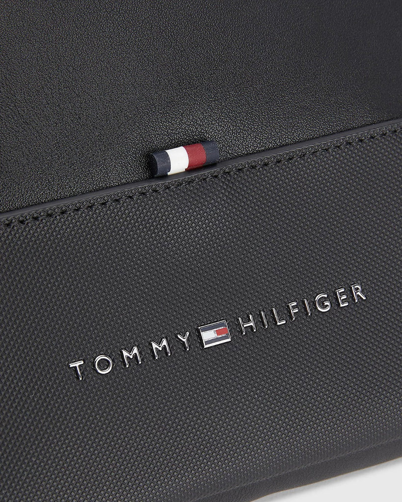 Tommy Hilfiger crna muška torba (AM0AM10925-BDS) 3