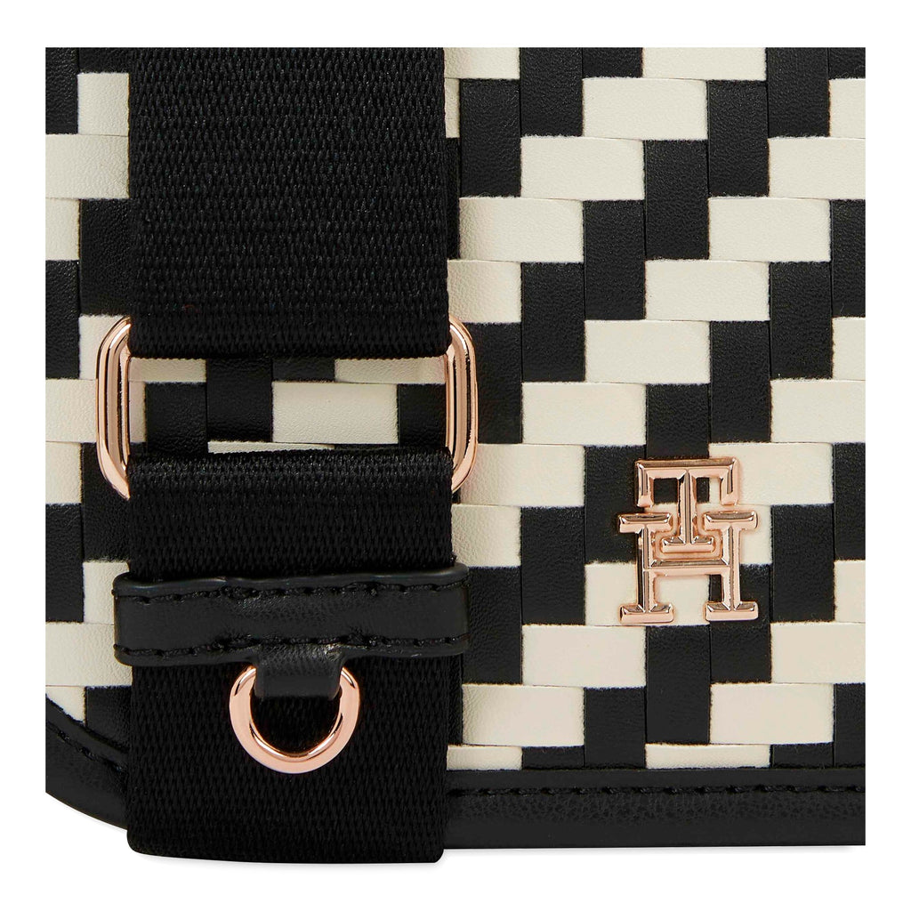 Tommy Hilfiger crna ženska torba s uzorkom kockica-[SKU]