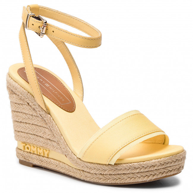 Tommy Hilfiger žute ženske sandale (FW0FW04074-731) 1