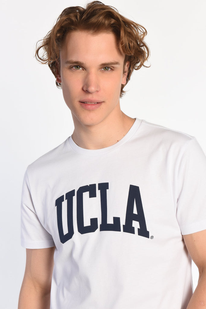 UCLA bijela muška majica s velikim slovima