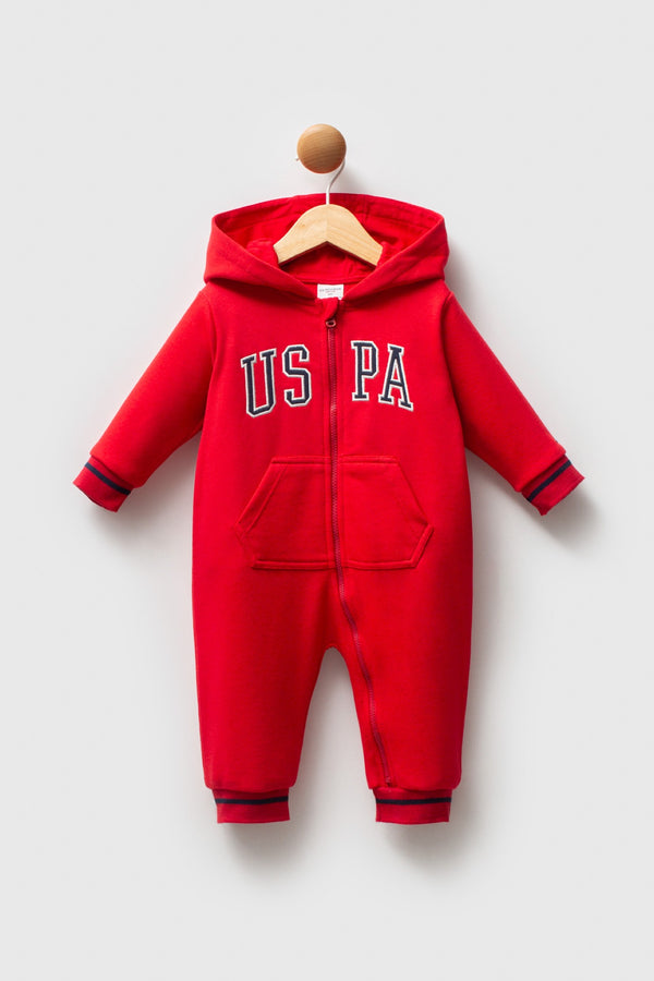 U.S. Polo Assn. crveni kombinezon za bebe s kapuljačom i USPA natpisom