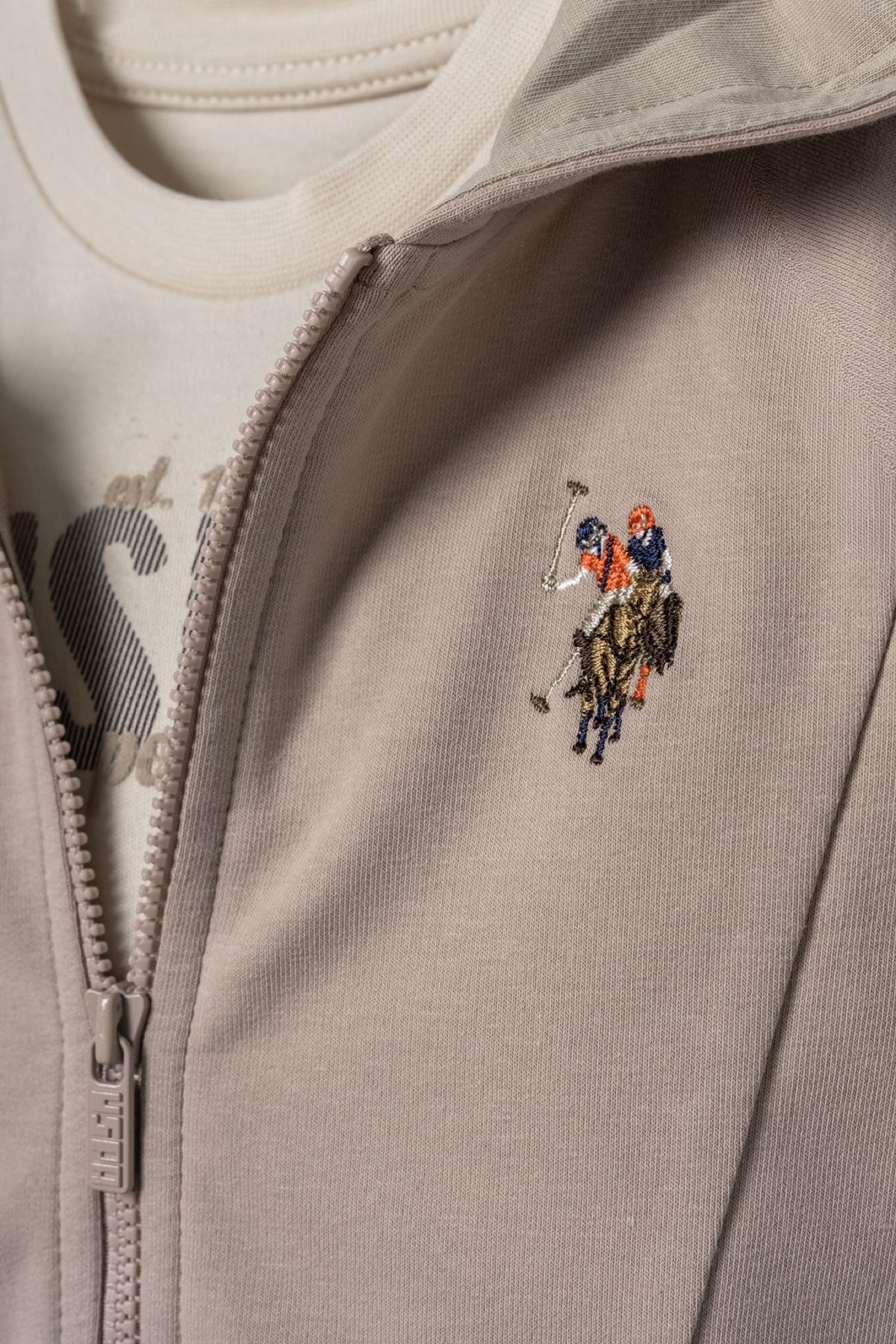 U.S. Polo Assn. bež komplet trenerke za bebe od 3 dijela s kapuljačom