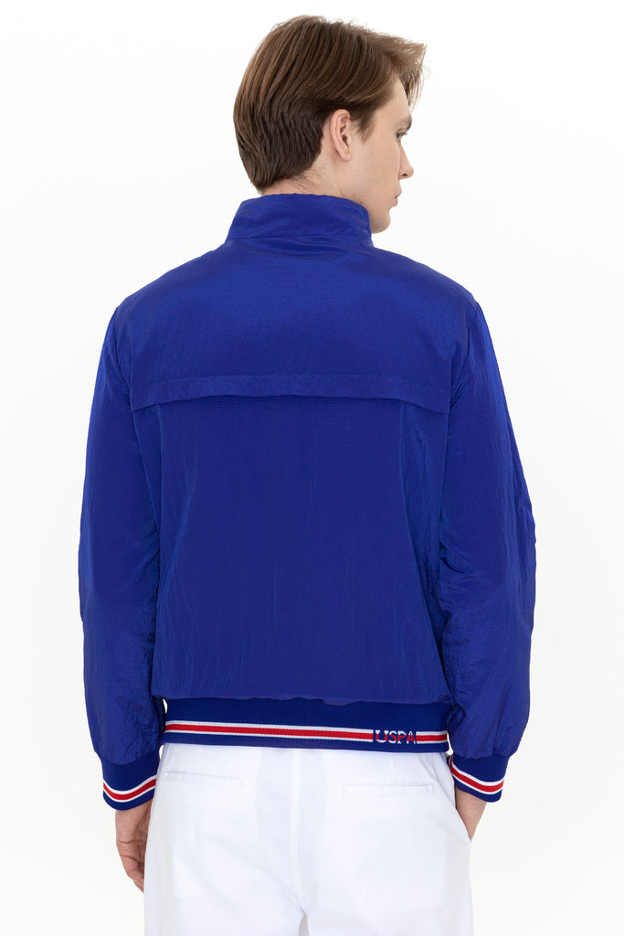 U.S. Polo Assn. plava muška jakna s prugastim detaljima