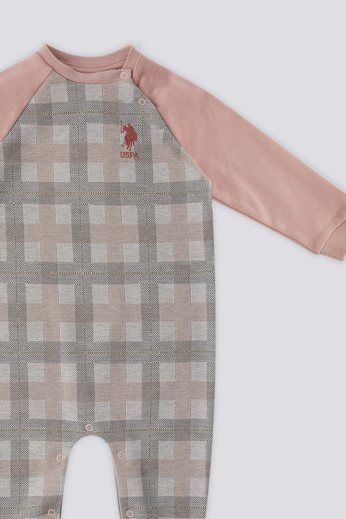 U.S. Polo Assn. rozi kombinezon za bebe s uzorkom kocke