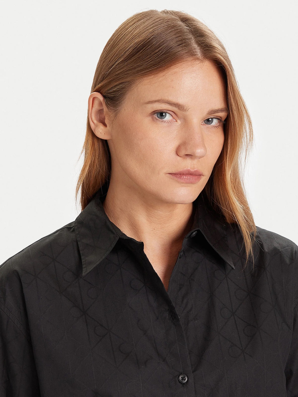 Calvin Klein crna ženska košulja dugih rukava oversize kroja