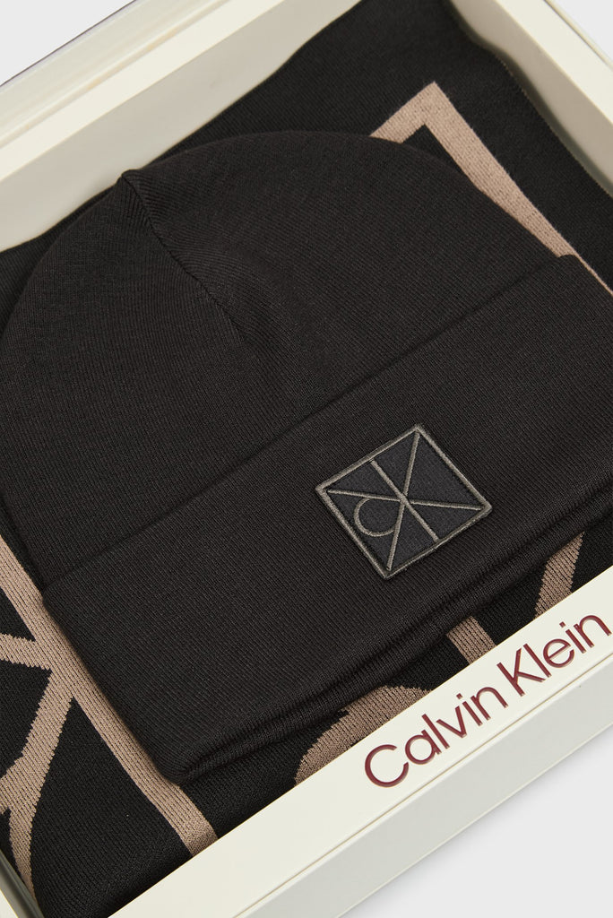 Calvin Klein crni ženski šal i kapa-[SKU]
