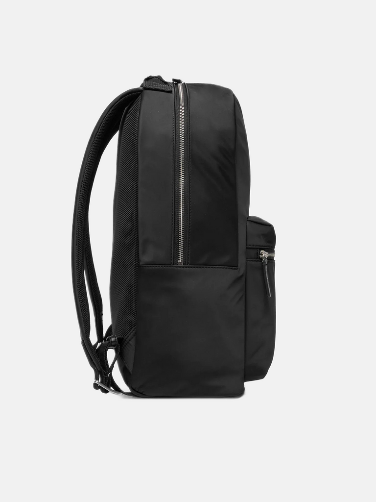 Calvin Klein crni muški ruksak sa prednjim džepom-[SKU]