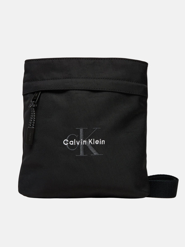 Calvin Klein crna muška klasična torba srednje veličine