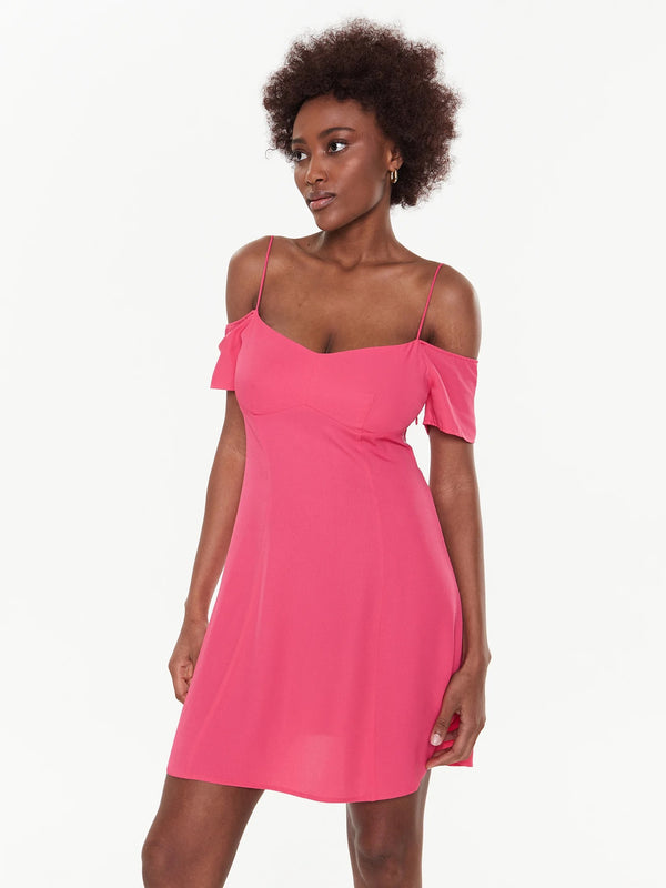 Calvin Klein pink ženska haljina s otkrivenim ramenima i vezanjem na leđima