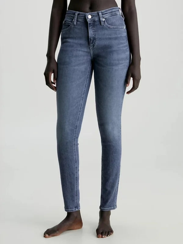Calvin Klein plave ženske farmerke uskog kroja s ispranim efektom