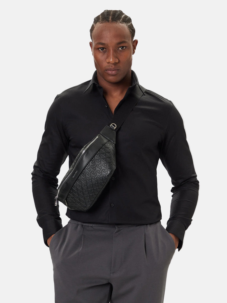 Calvin Klein crna muška torba sa dizajnom-[SKU]