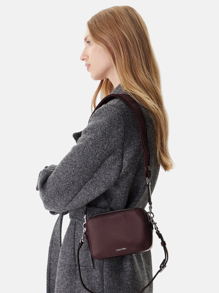 Calvin Klein bordo ženska torba sa dva kaiša-[SKU]