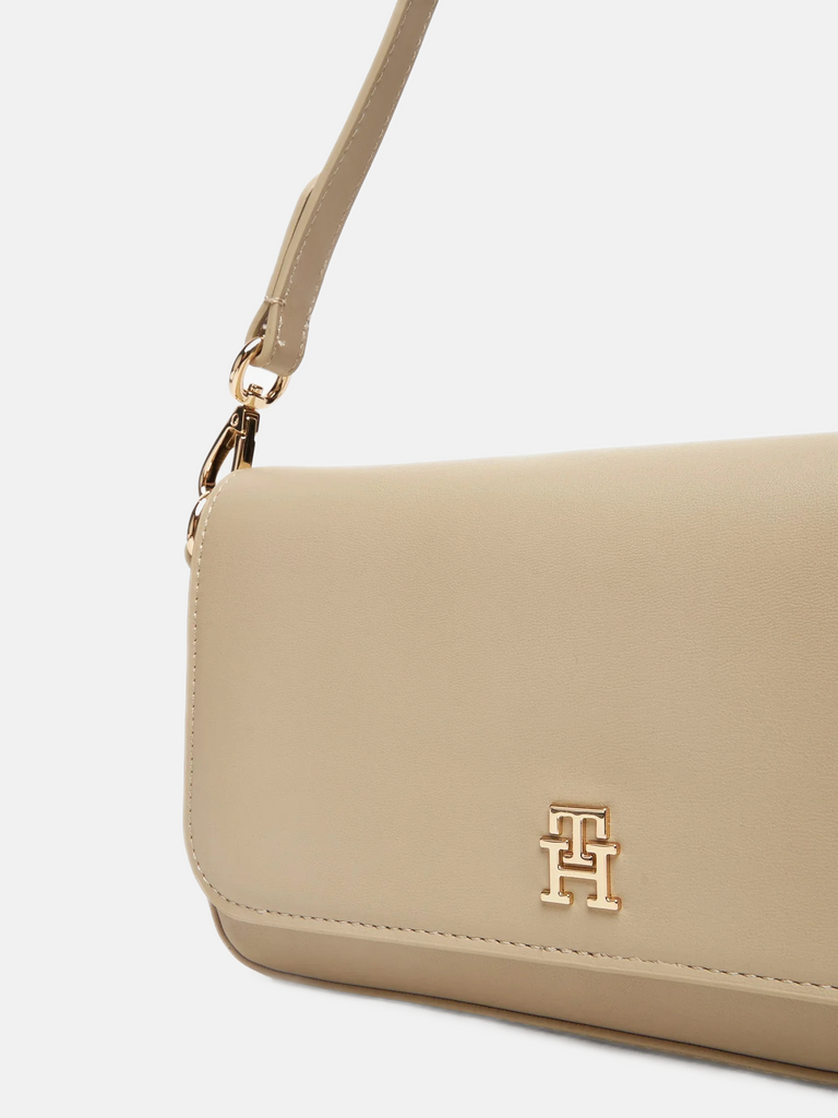 Tommy Hilfiger bež ženska torba sa diskrentim znakom-[SKU]