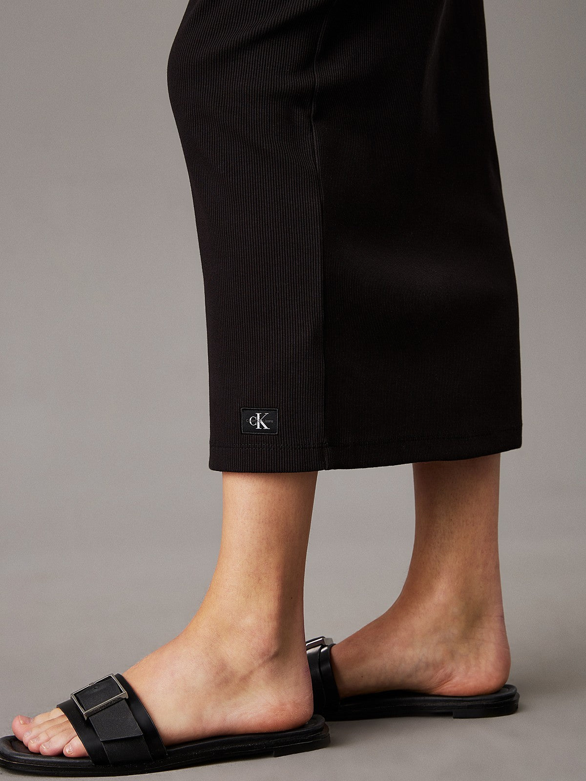 Calvin Klein crna ženska midi haljina
