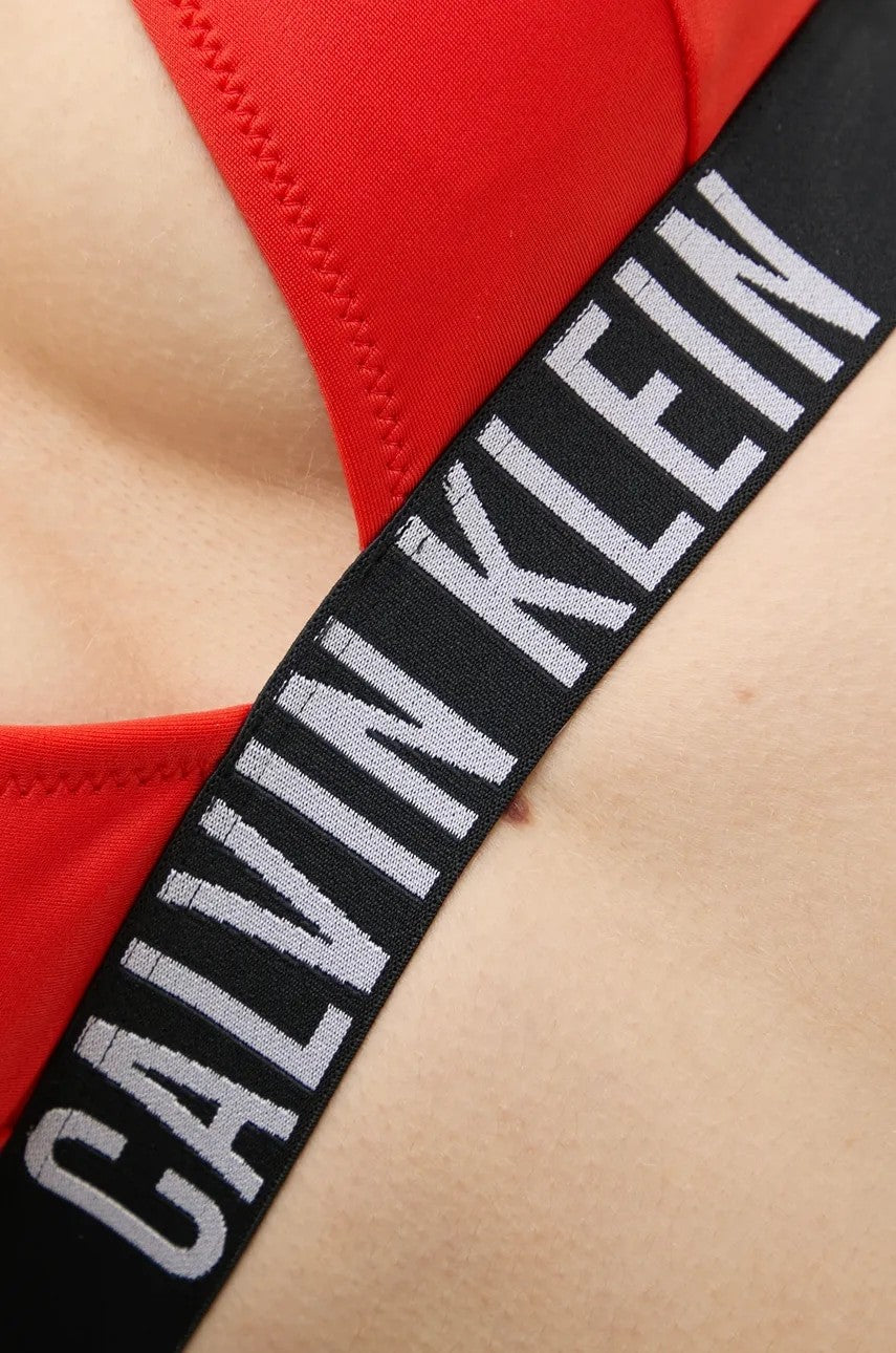 Calvin Klein crveni ženski bikini top s dubokim izrezom