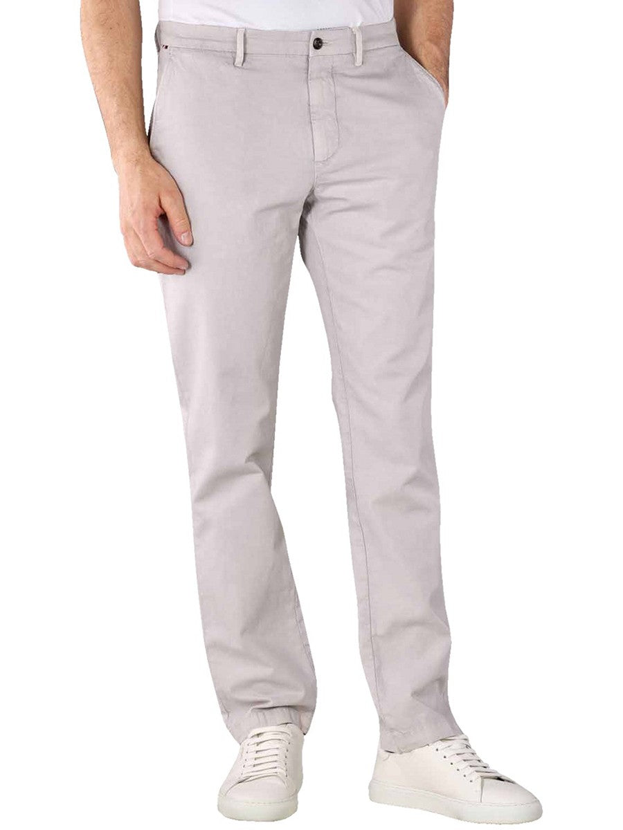 Tommy Hilfiger svijetlosive muške chino hlače