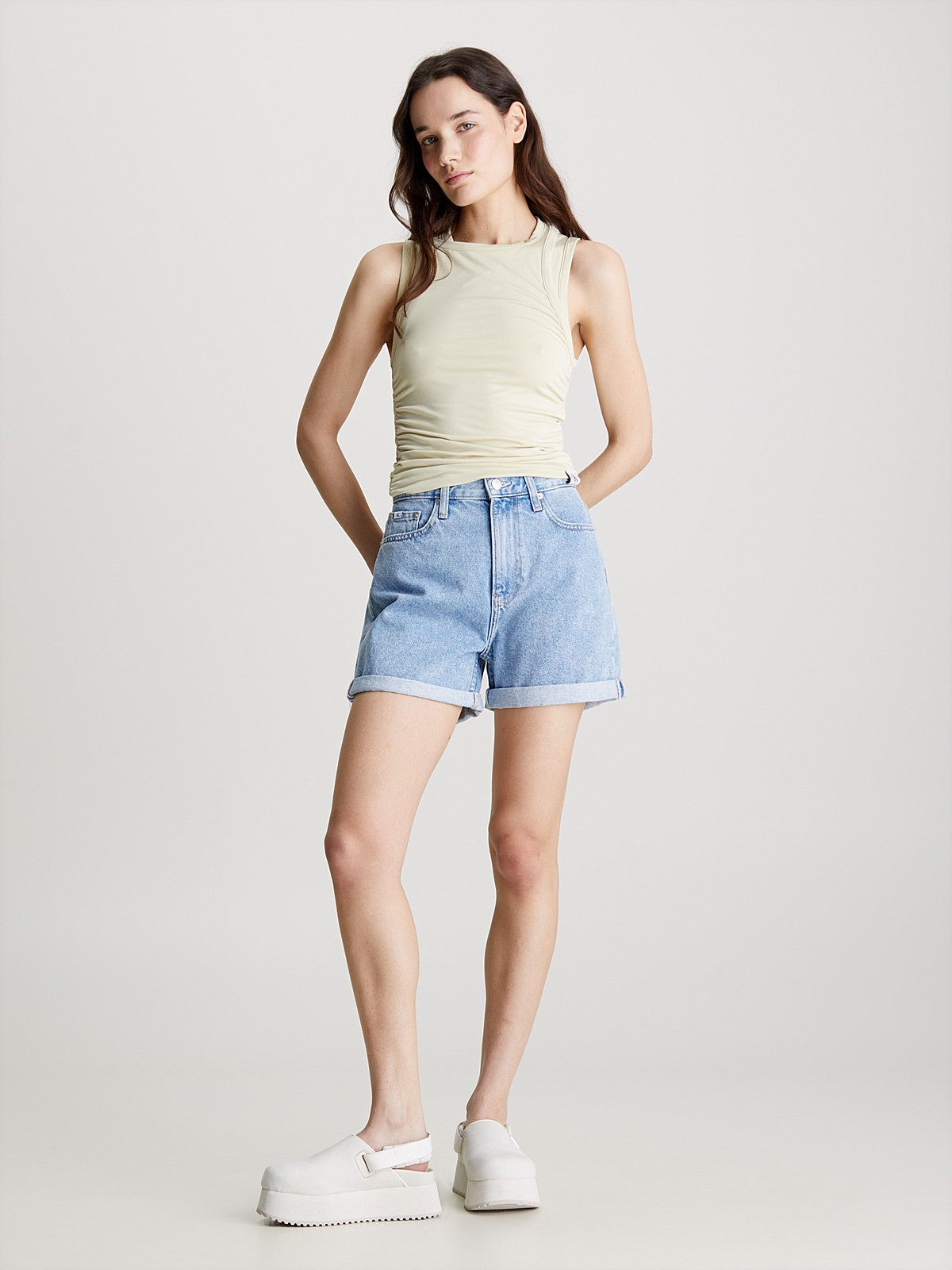 Calvin Klein svijetloplavi ženski teksas šorc