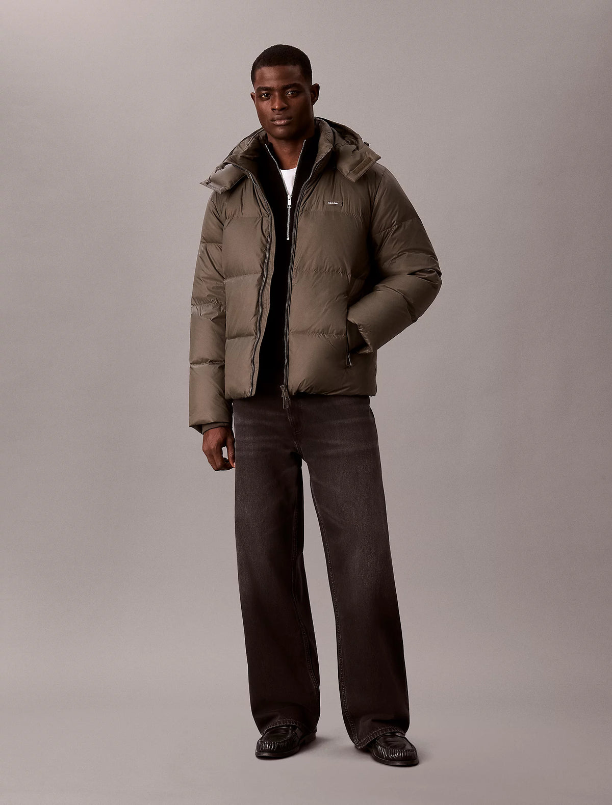 Calvin Klein khaki muška prošivena jakna s kapuljačom