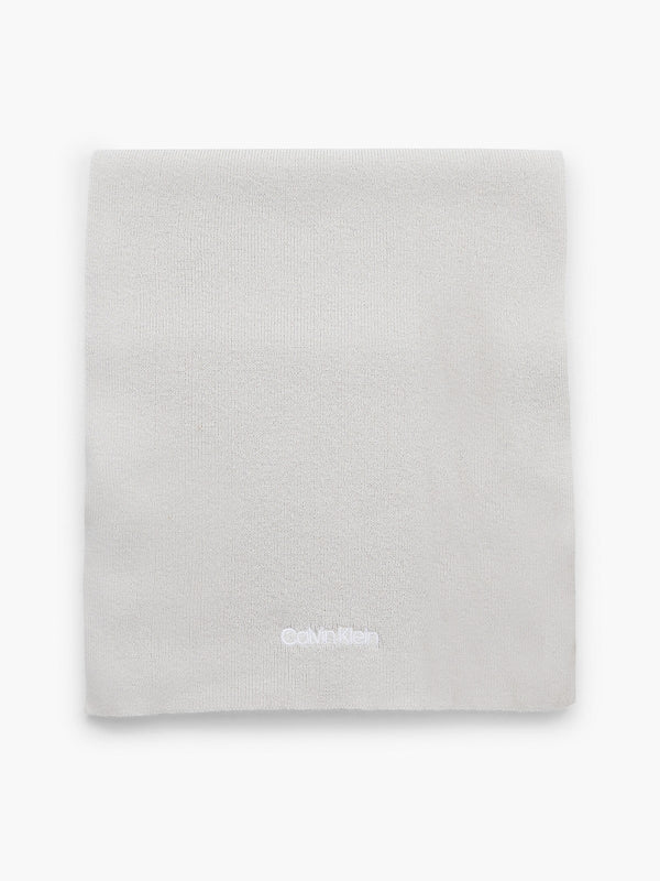Calvin Klein svijetlosivi ženski pleteni šal