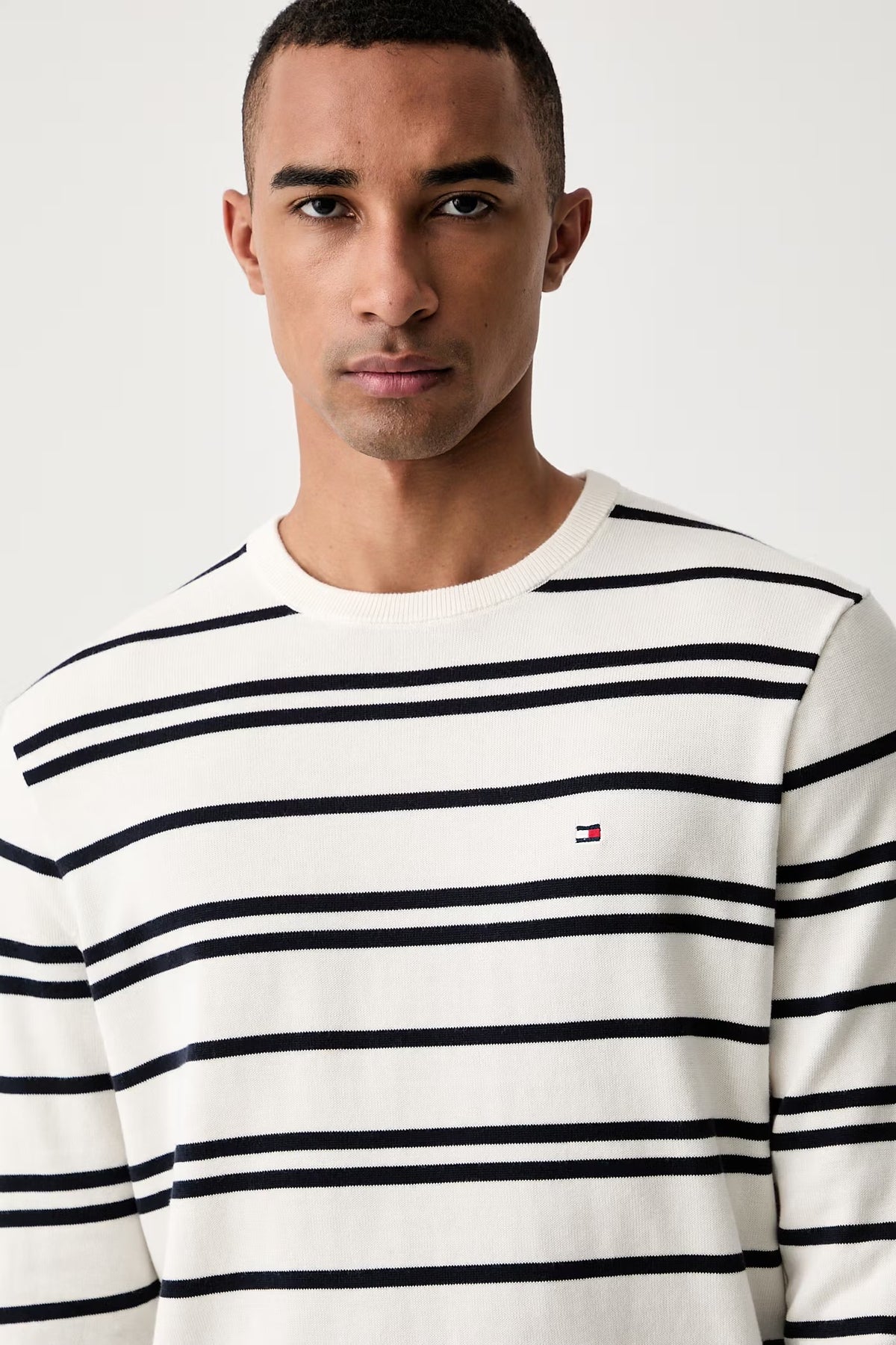 Tommy Hilfiger bijeli muški prugasti džemper